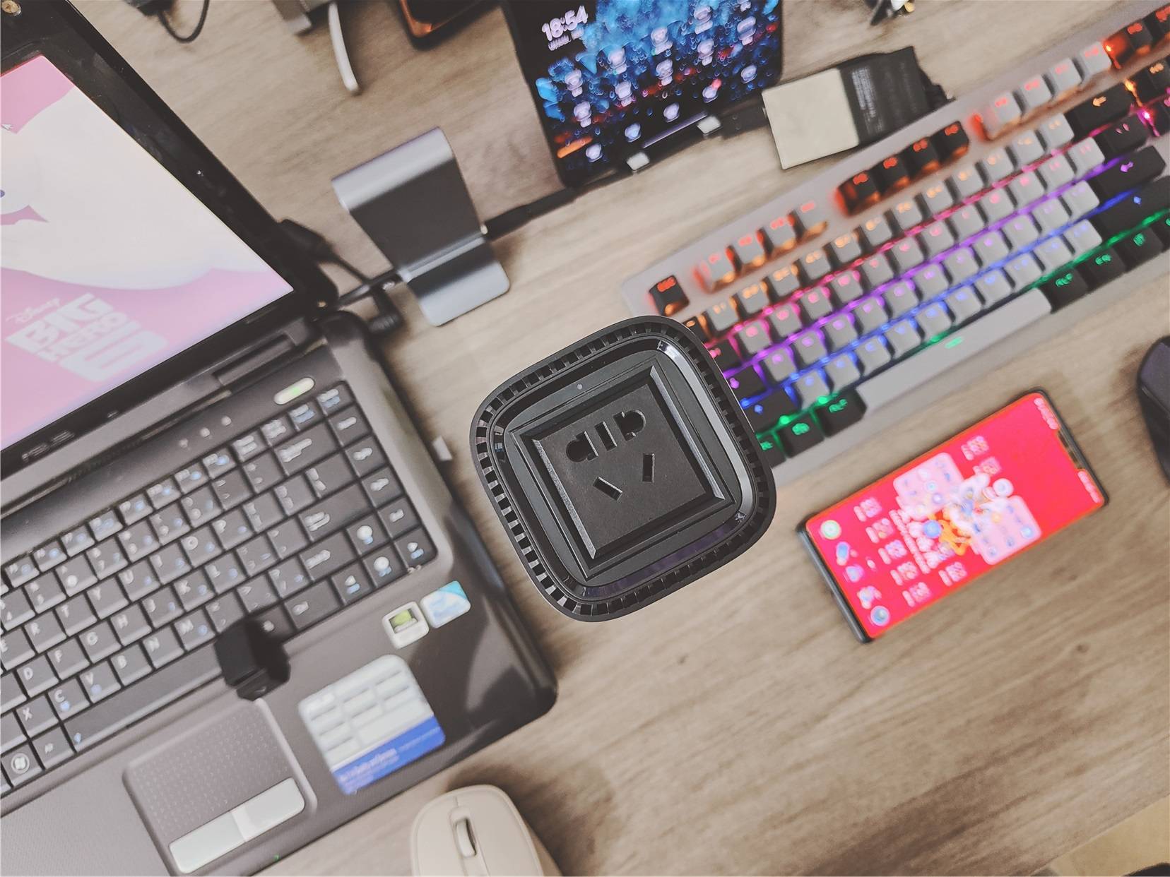 ORICO奥睿科户外电源体验，轻巧便携，最便利的办公充电站