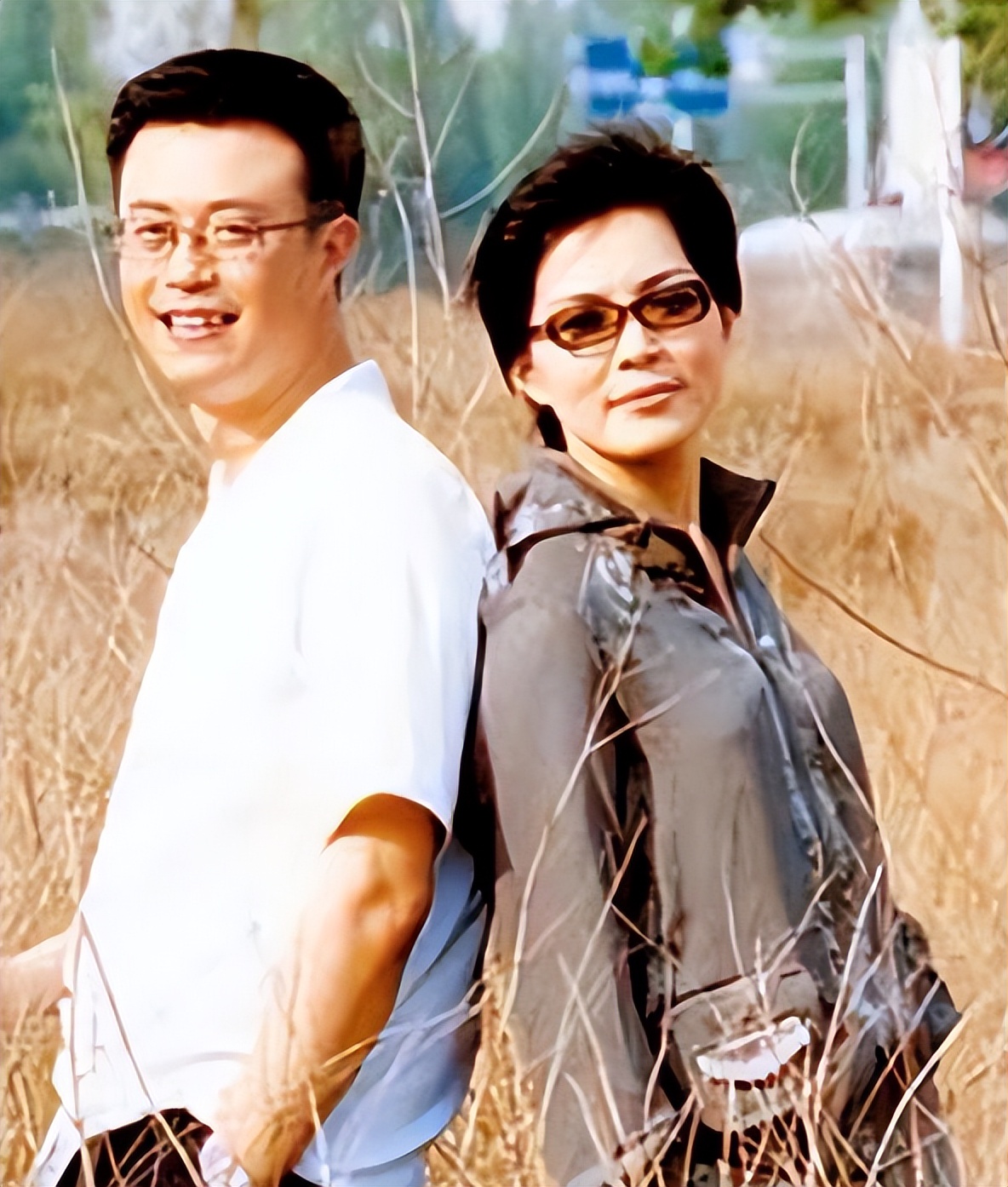 白燕升:不抛弃瘫痪妻子,婚后连生二胎,如今一家四口其乐融融