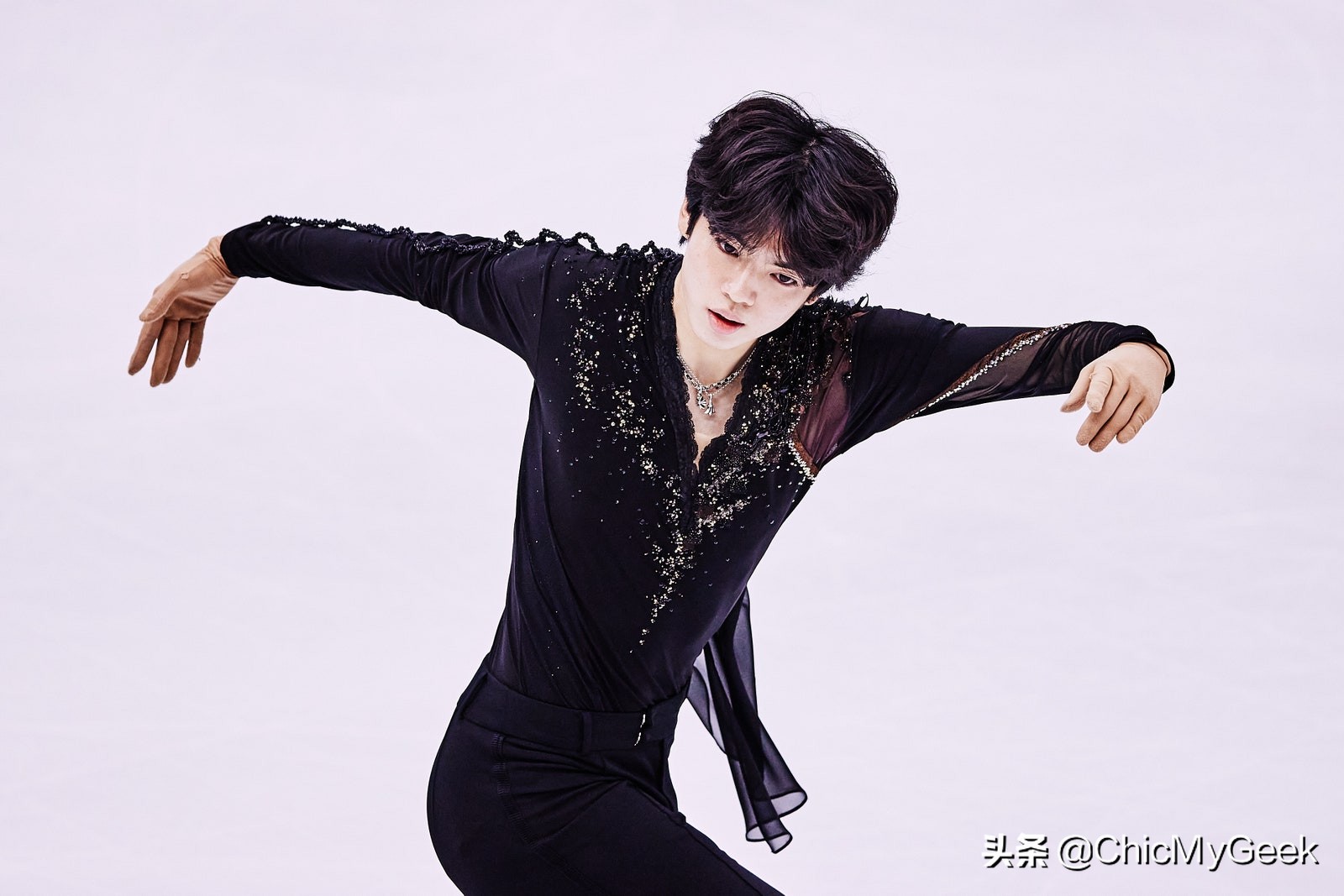 韩国花滑选手车俊焕爆红高颜值像宋江韩素希