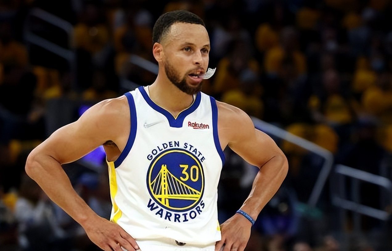 库里34分7篮板7助攻,勇士103-90拿下g6战,再夺总冠军)