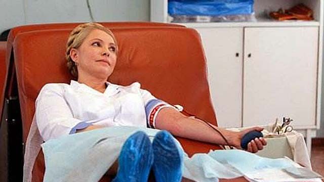 2011年季莫申科被曝牢房内与律师有染，乌监狱系统高官：视频真实