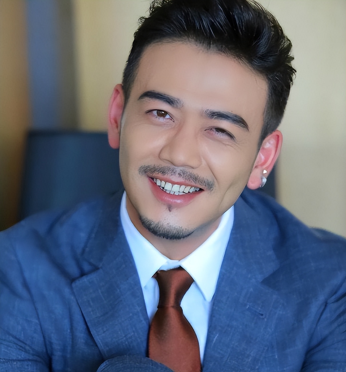 演技再好,也救不了"自毁前程"的杨烁