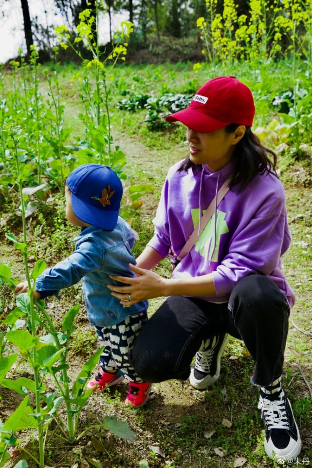 �쵤����Ů���ժҰ�ˣ�������ص͵�����ǣ1�����С�ֳ��а�