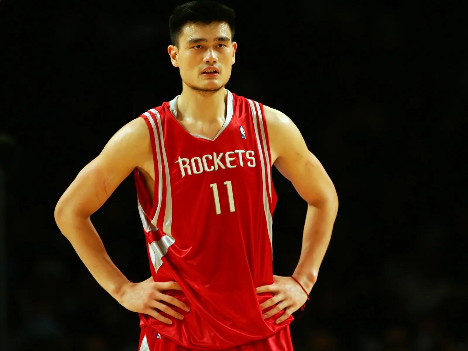 火箭nba有哪些巨星（火箭隊歷史十大球星，姚麥上榜，哈登位列第二）