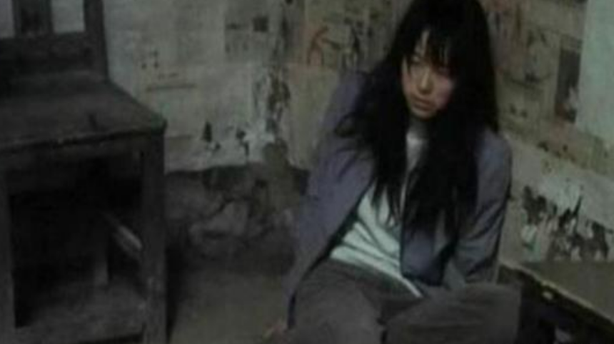 大学生被卖到山村强行（女大学生被卖山村老汉）