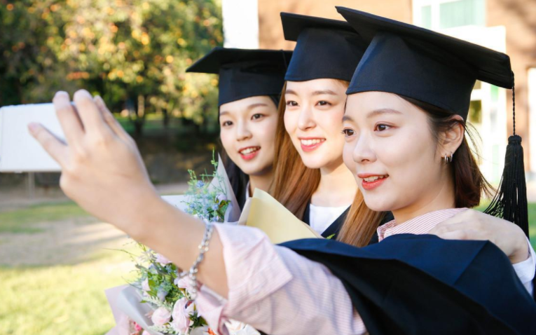 大学在省内读还是省外读？区别不仅仅在于就业，你选错了吗？