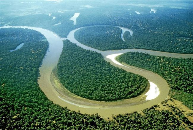 河流分支超过一万条,含水量是中国长江的七倍以上