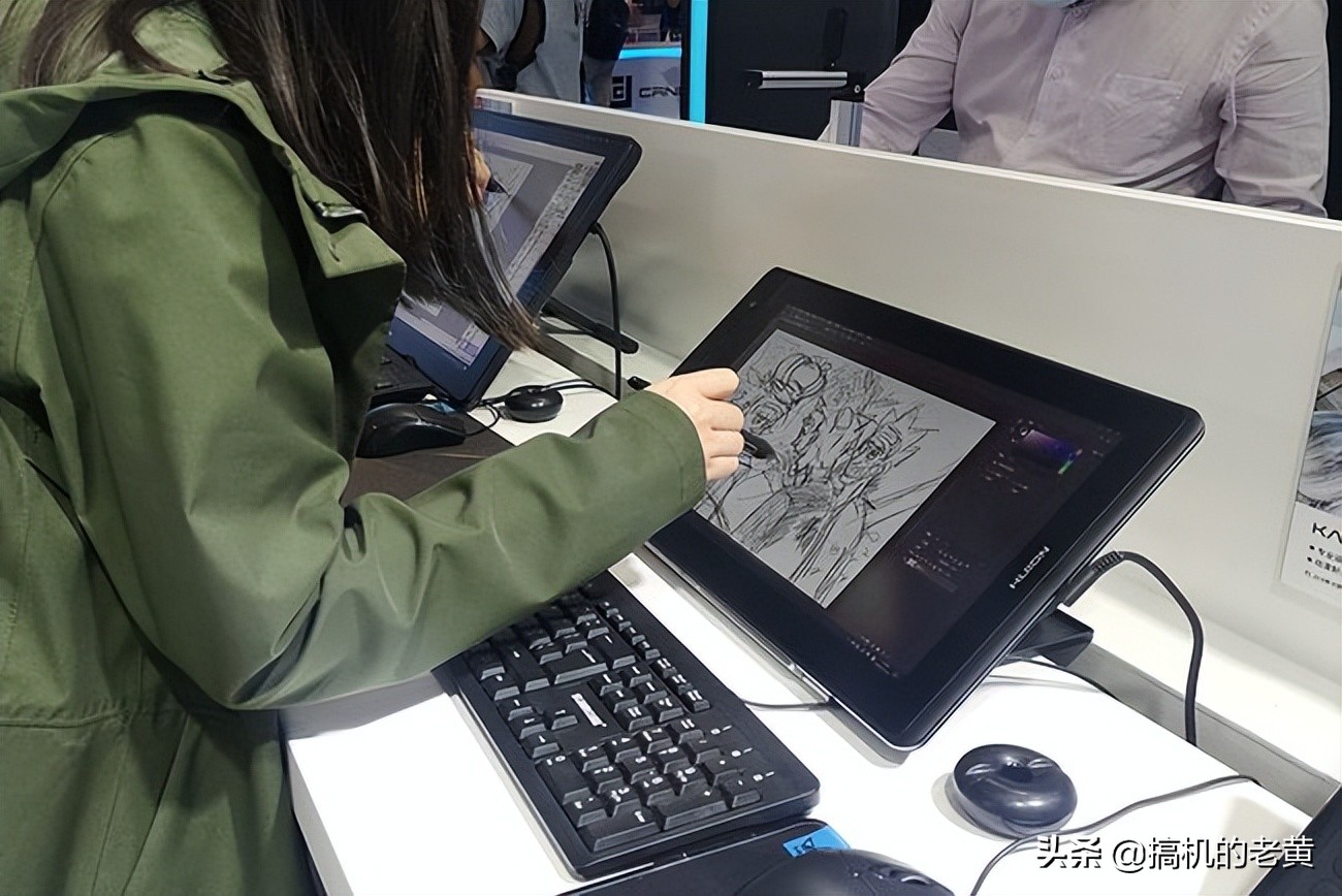 4款新手入门手绘板,高漫,绘王性价比高!但我最推荐的还是ta