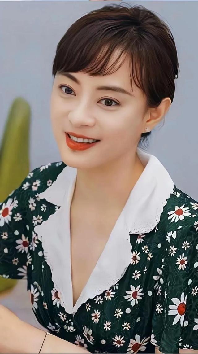 《亮剑》18年过去了,9位演员境况差别巨大,男6号已成一线明星