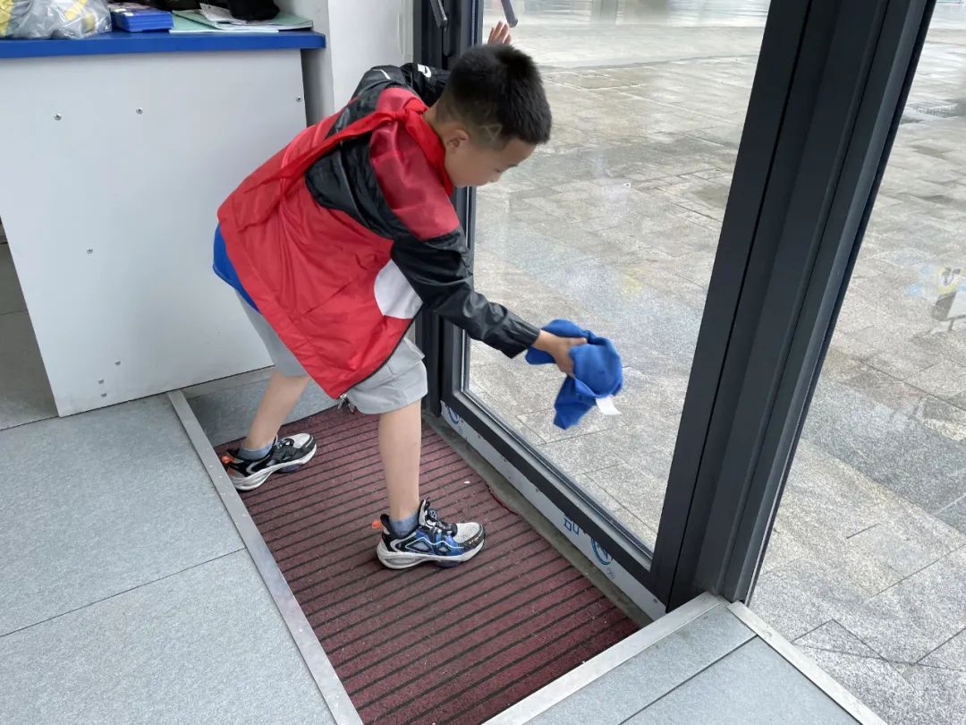 劳动之底色 幸福之源泉｜记双流区实验小学外国语学校劳动系列课程