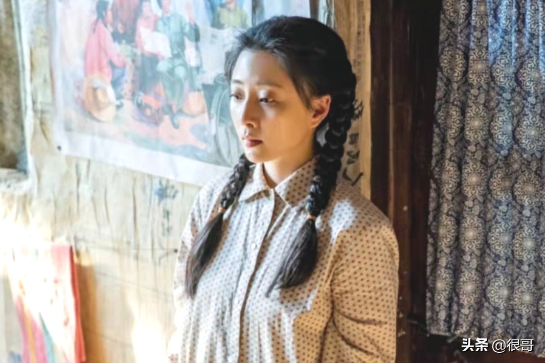 《人世间》：殷桃不仅用美貌和演技撑起了人设，还带火了一句台词