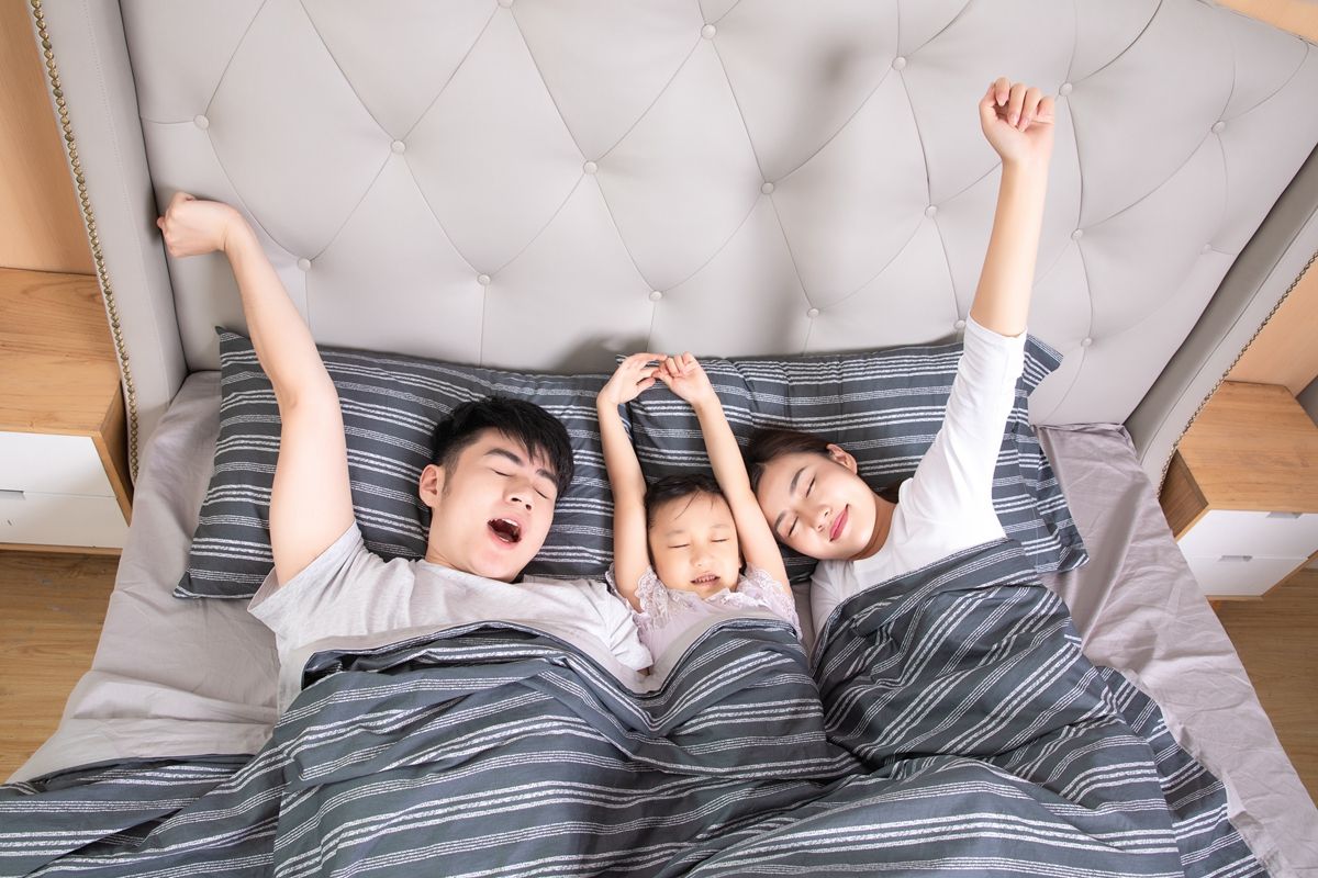 有孩子后，夫妻俩怎么睡，会对孩子造成不同的影响，你知道吗？