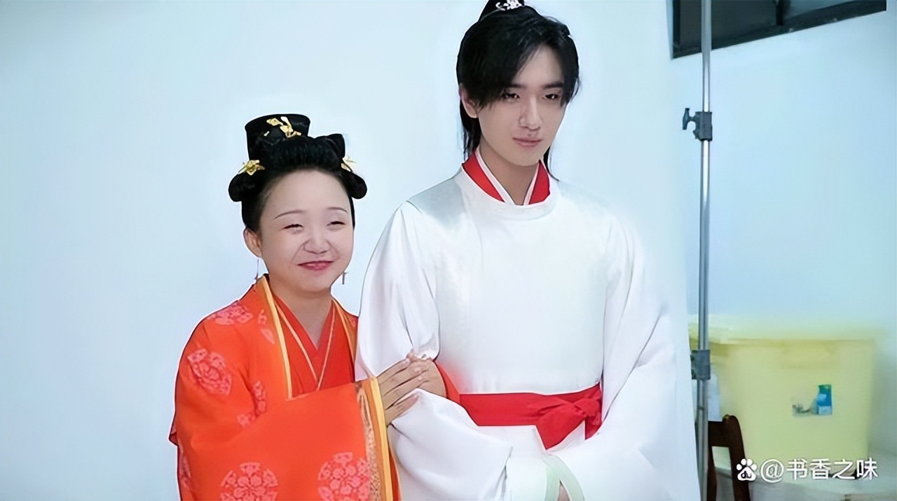 再读《我叫刘金凤》原著小说看书中的皇后真的是一个傻大妞吗