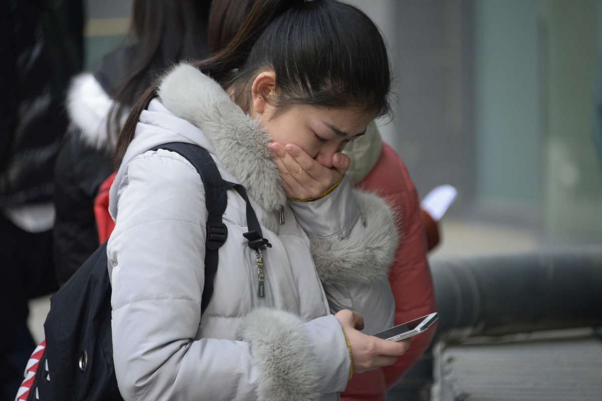 专升本学生，备考清华研究生，深夜学习被室友“怒怼”