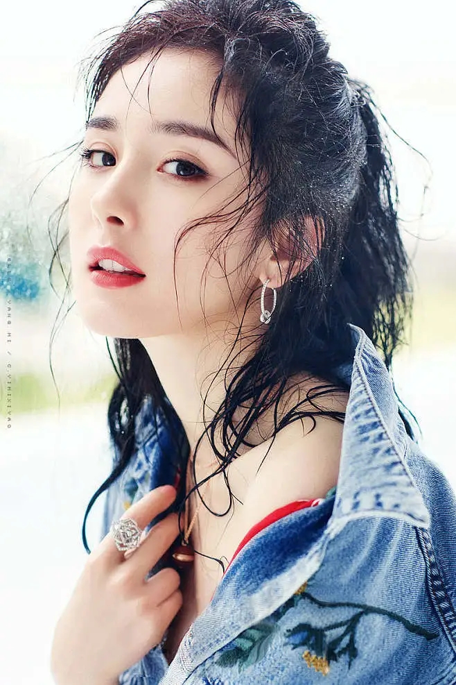 中国鼻子最美的九大女明星