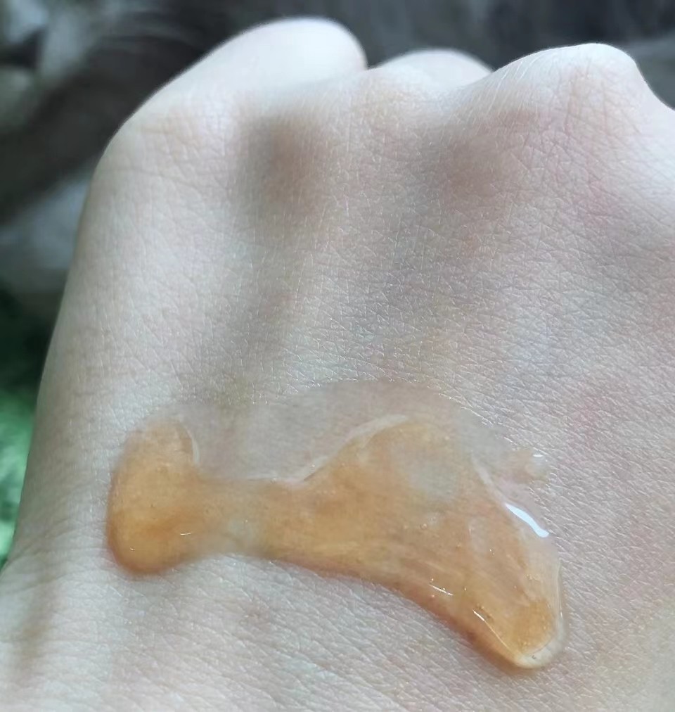 蘭蔻小黑瓶好用嗎（大牌精華這么多，回購無數的少不了這5款，怎么買都不會出錯）