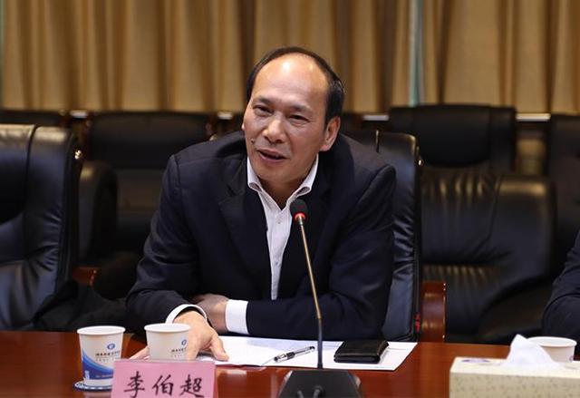 中南大学校长、湘潭大学校长，湖南省教育厅厅长，谁的级别更高？