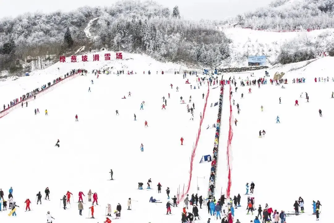 武汉有滑雪场吗(武汉周边竟然有这么多滑雪场！你去过吗？)