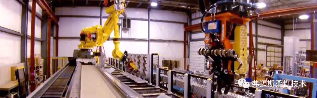 机器人机床联线