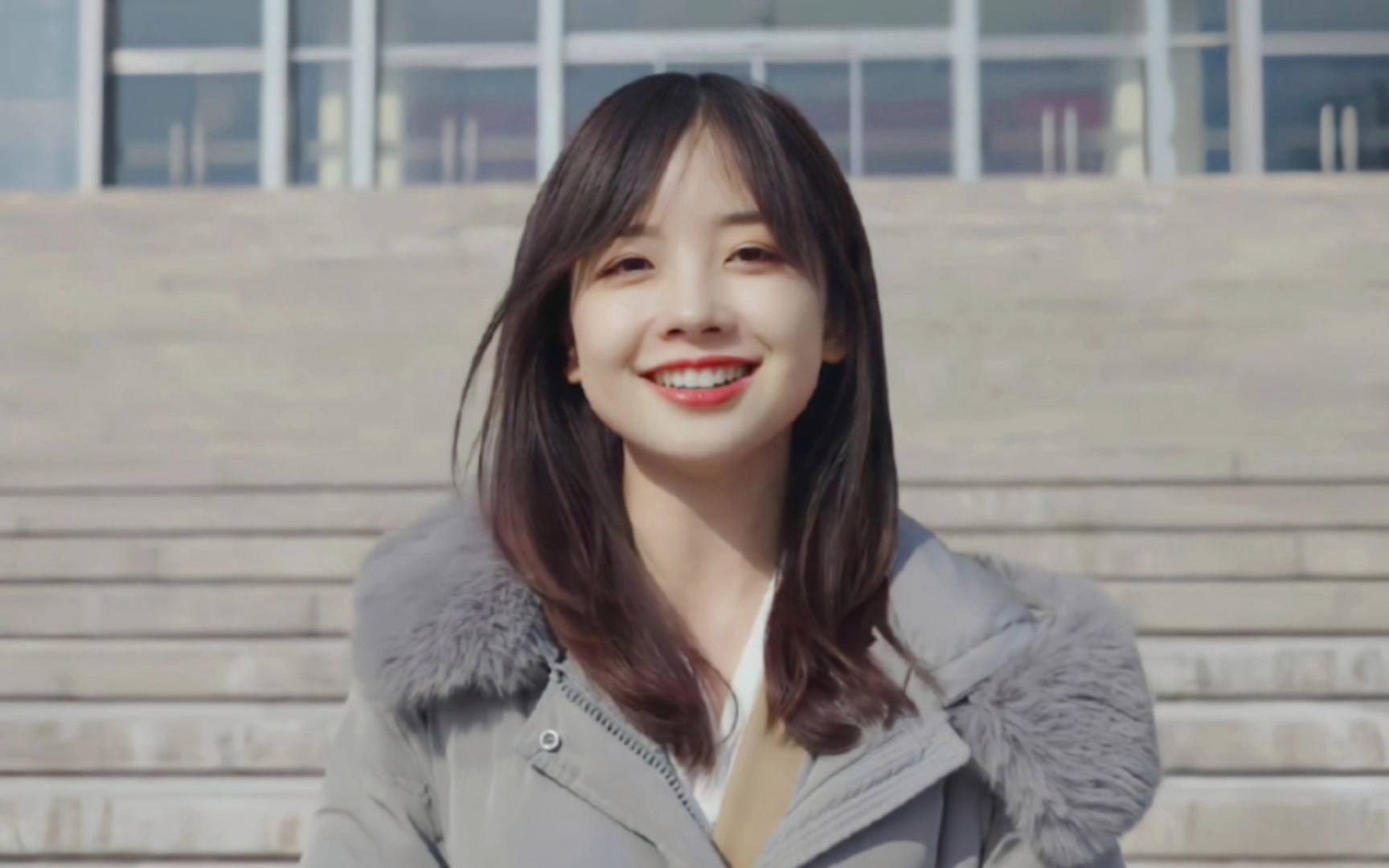 私生活惨遭泄露（最美记者王冰冰32岁被网暴，私生活惨遭泄露，沉寂4个月再上热搜）