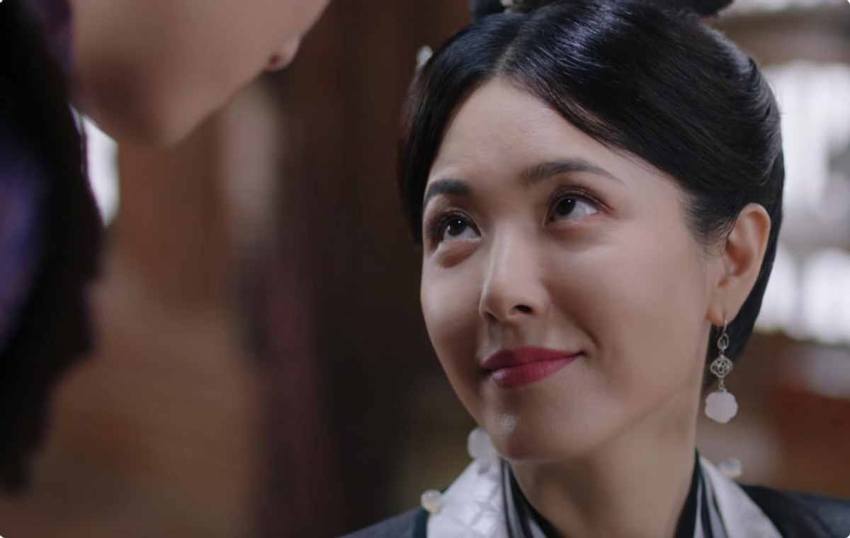 摇头晃脑,演技尴尬!《浮图缘》里的"木头美人",让人看着难受