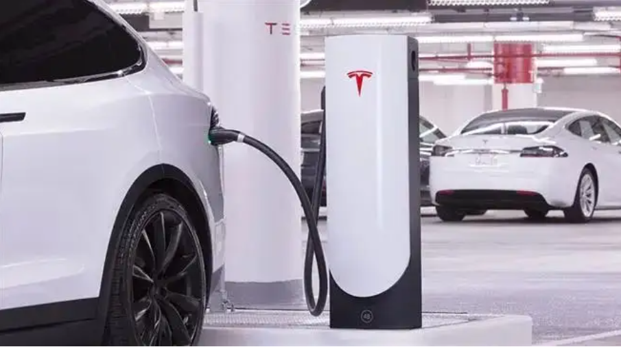 涨价不断的新能源汽车，还能入手吗？