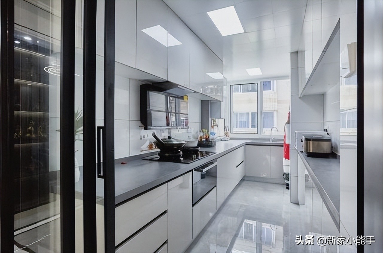 115平一家四口新房，装修现代简约风格，全屋实用与美观性并存