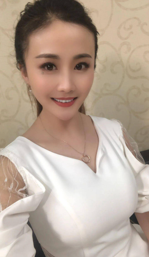 马翠霞:出生农村,家境贫困,登上春晚的背后有艰辛和眼泪