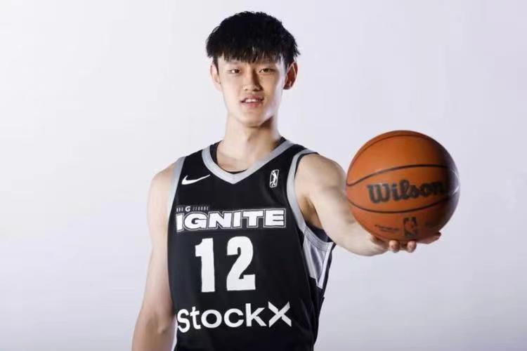 中国男篮四人参加NBA选秀，结果全军覆没，只有在夏联证明自己了