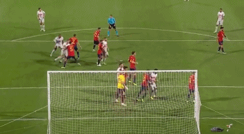 西班牙队vs瑞士队历史战绩（1-2爆冷，队史主场首败！西班牙被同1种方式打爆2次，葡萄牙收礼）