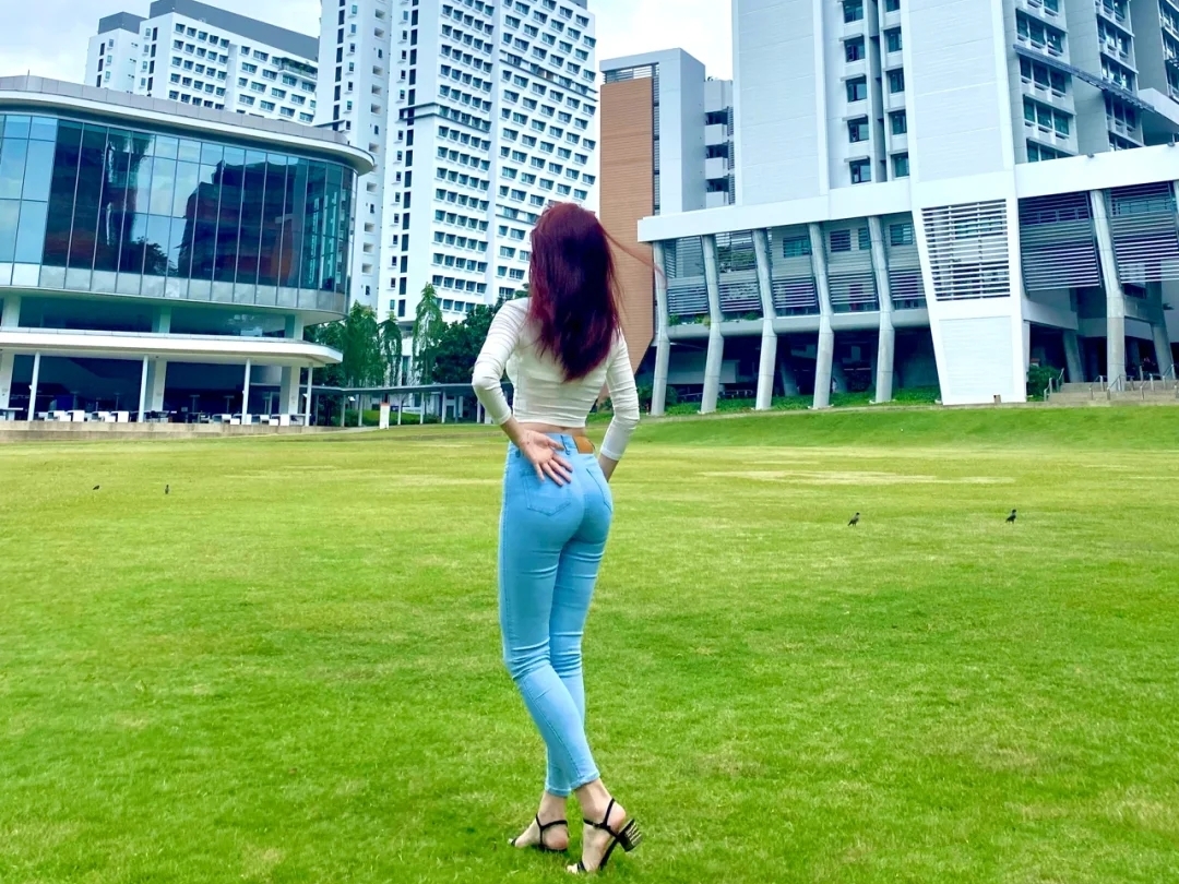 高颜值扎堆的大学专业，不需要文化课成绩太好，不毕业就能把钱赚