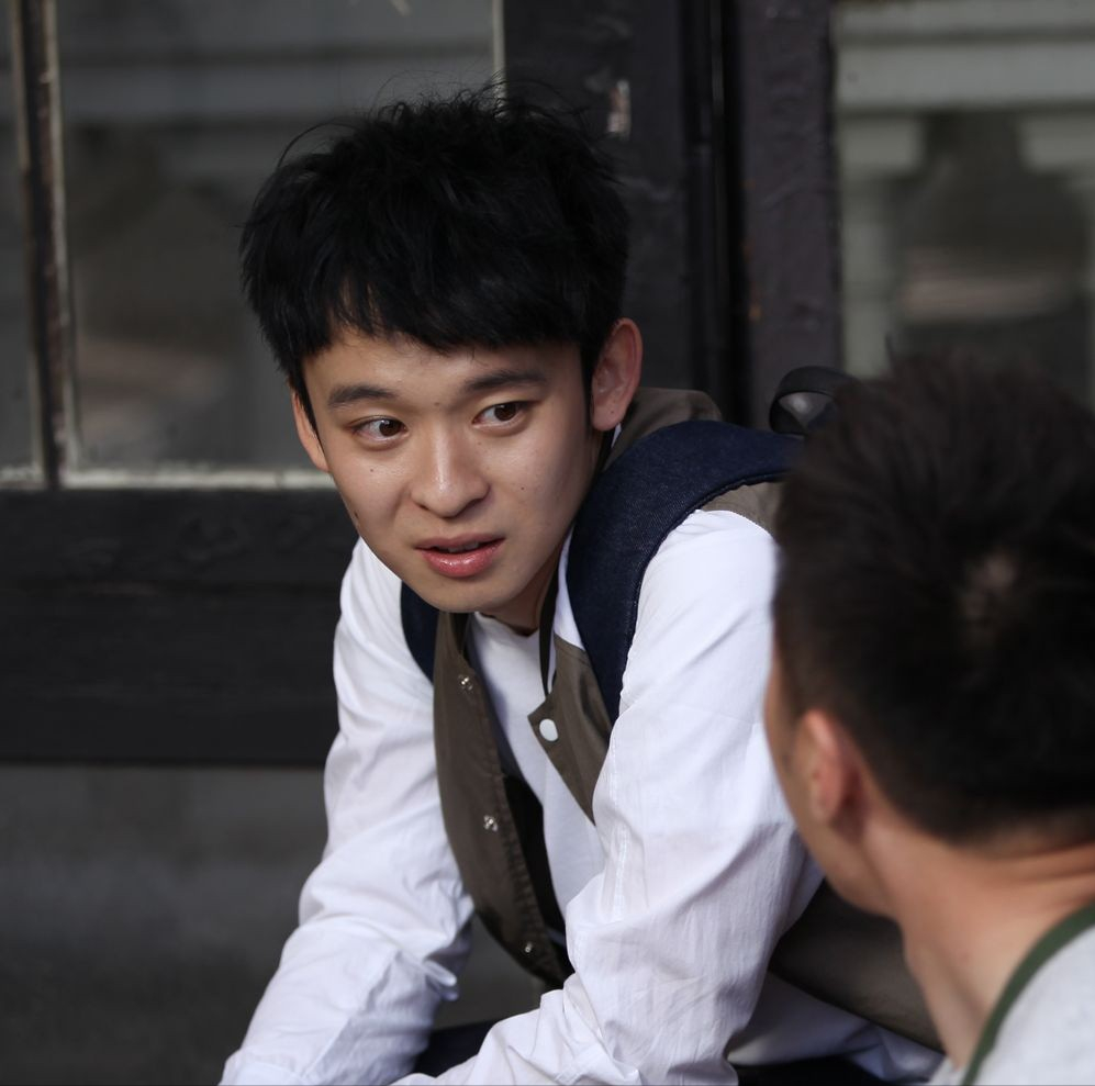 杨鸣唐佳良恋爱多少年("英年早婚"的五位男星,巅峰时期官宣恋情,婚后