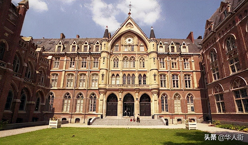 盘点法国最美的十个大学校区!在宫殿里上课是什么体验?