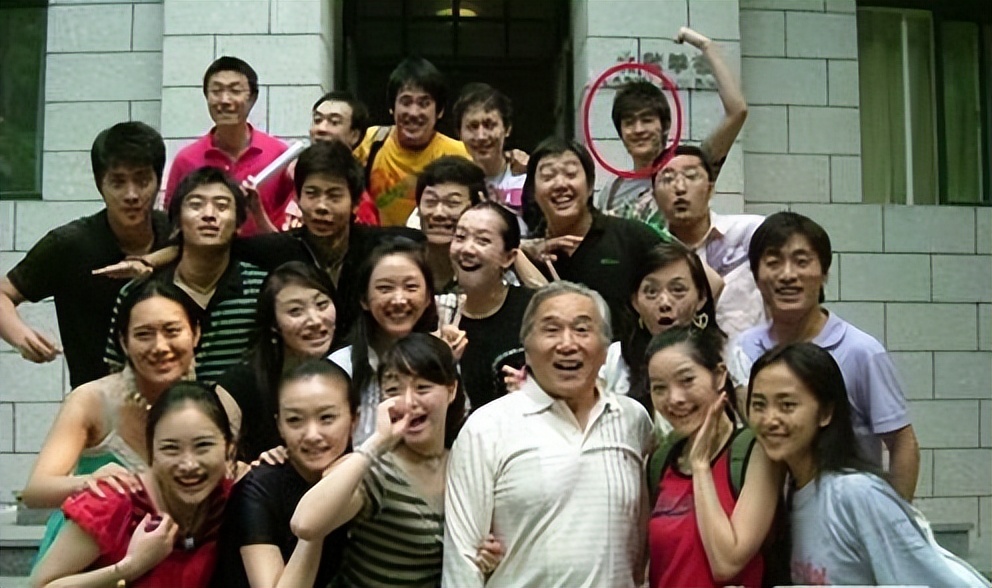 “一手遮天”张翰：从王思聪手里抢来战狼2，剧组里权利比导演大