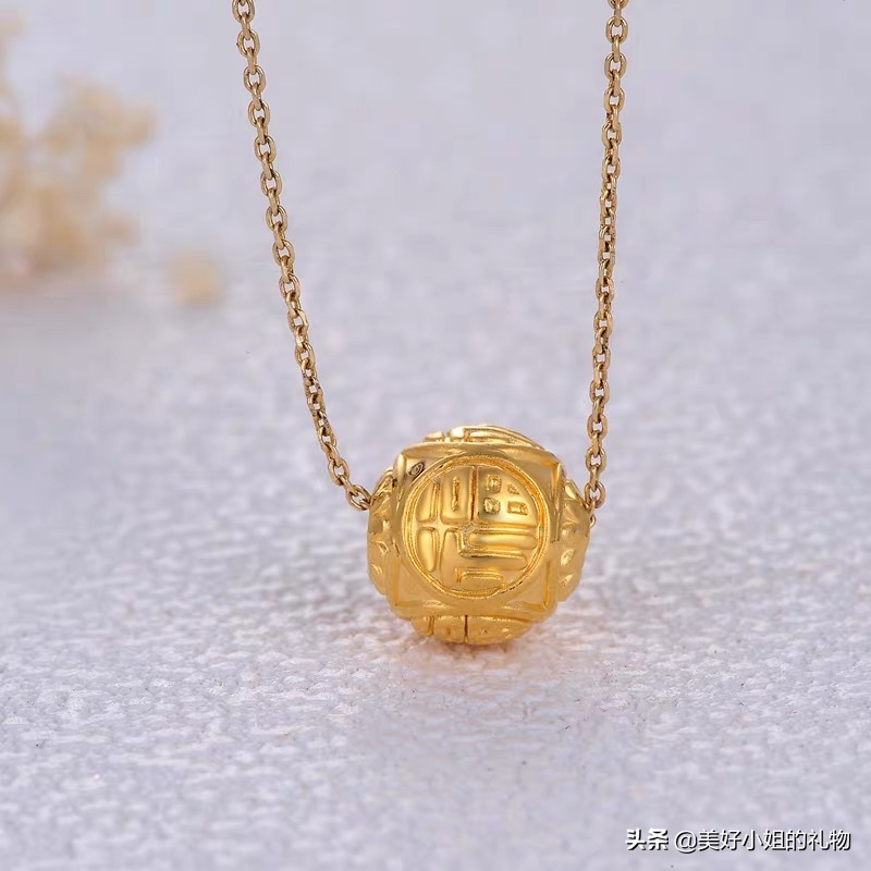 母亲节礼物系列I 细数我私藏的宝藏首饰，千元不到让妈妈闪耀起来