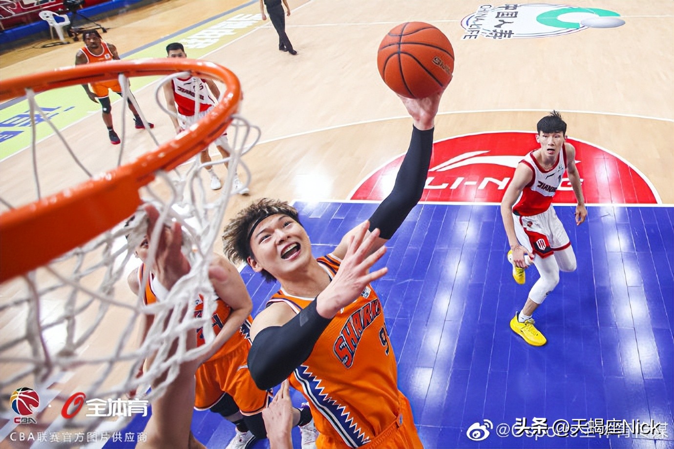 nba上海賽有哪些球員（CBA戰報：9人報名8人輪換，殘陣上海男籃成功復仇新疆隊）