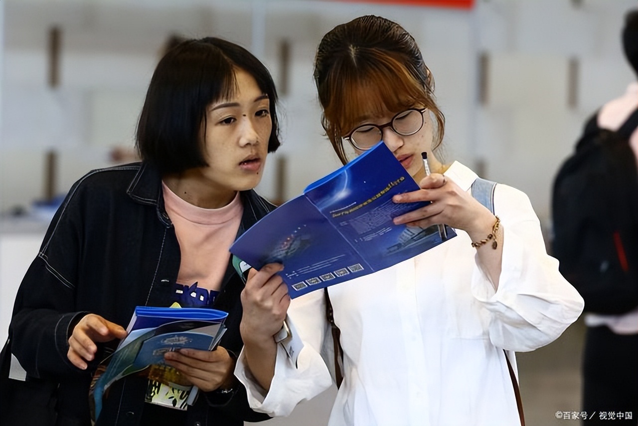 2022中国大学排行榜出炉，“四大天王”不稳，南京大学冲进前5