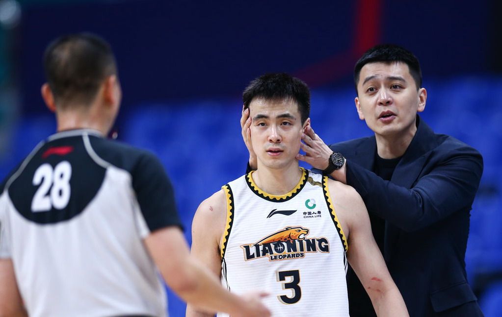 cba在哪个台看直播（CBA辽篮VS天津4大看点，杨鸣如何激活残阵？CCTV5不转，2平台直播）