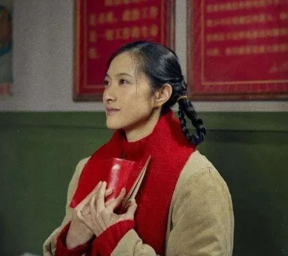 《人世间》周家儿媳的两种人生:郑娟像爬山虎,郝冬梅似凌霄花