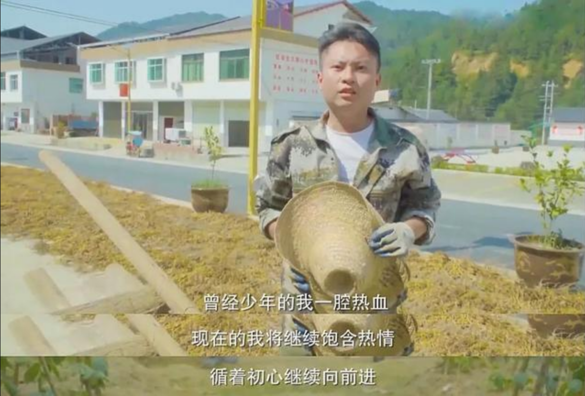 2014年，两名“夺刀少年”救下全车人后错过高考，后来怎么样了？