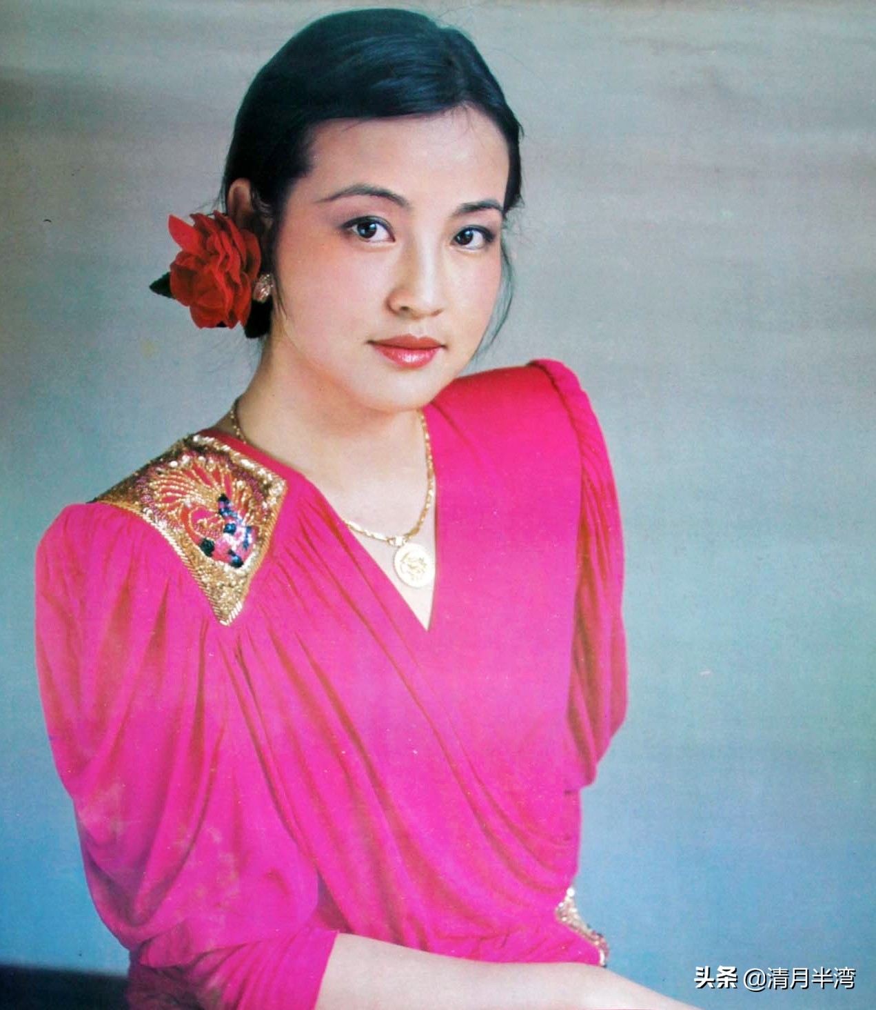 80年代父辈迷恋的挂历女神，原汁原味天然美，竟找不出一个重样的