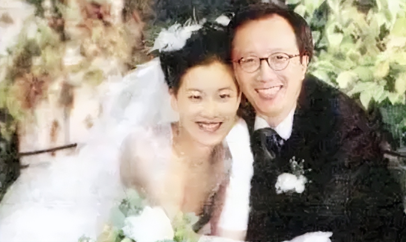 梁錦松個人資料（面對與梁錦松的26歲年齡差爭議，伏明霞回應：我喜歡成熟一點的）