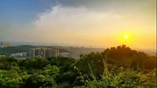 深圳12个免费旅游景点，爬山、看海、观赏日出日落，你知道几个？