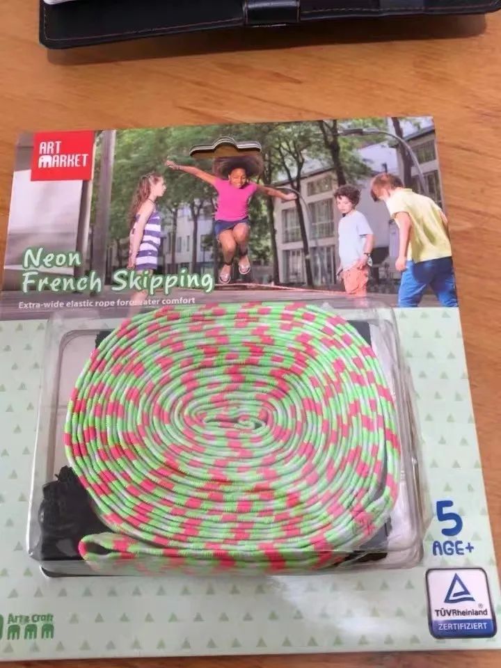所有的大人都曾是小孩