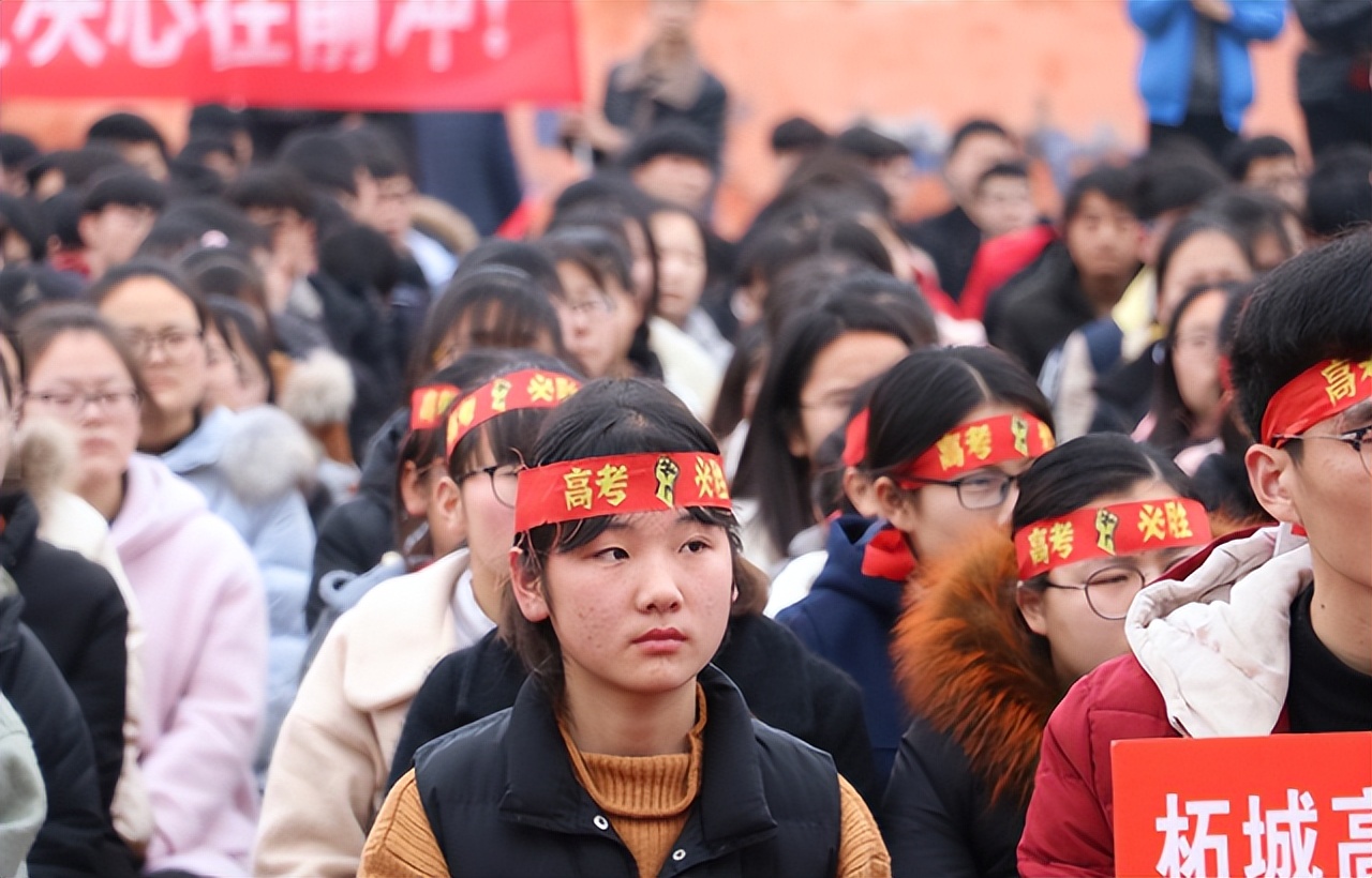 2022临近高考！与往年相比有所变动，家长学生们要提前准备