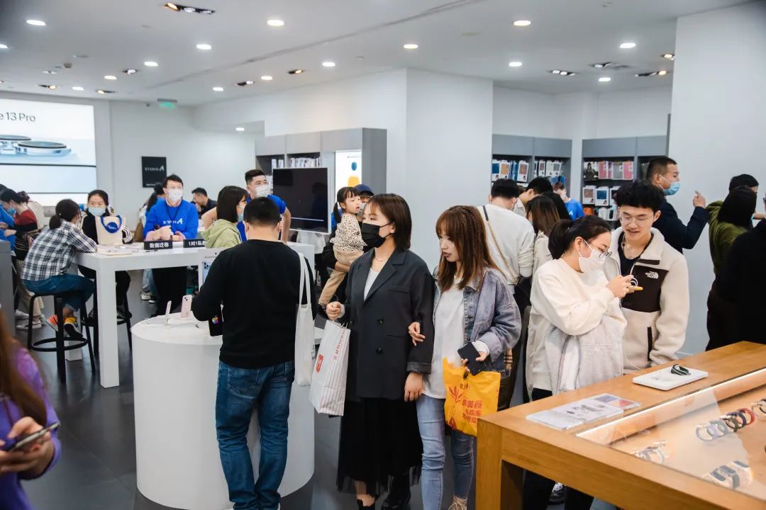 合肥之心城再次交出了一份亮眼的"成绩单",据合肥之心城内部披露示葺