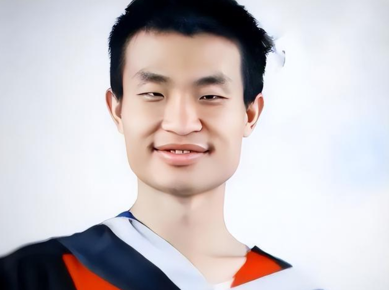 99年男生将成为韦神接班人？北大降200分录取，多所名校抛橄榄枝