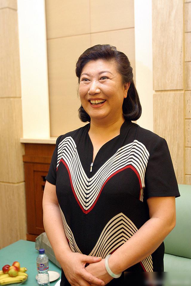 2005年高秀敏因病去世,至死都没原谅赵本山,只是因为那20万吗?