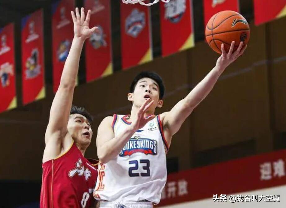 国内球员为什么不去打nba（林葳无缘中国男篮原因揭晓！球迷揭开内幕：乔尔杰维奇早就看穿）