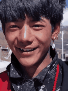 “一眼丁真”的恶搞时代，真能被丁真工作室的律师函终结吗？